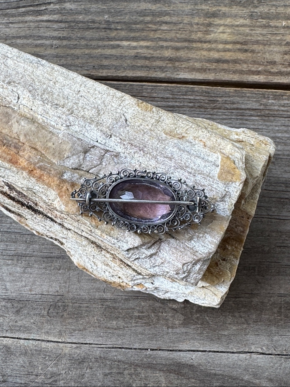 Antique Sterling Silver Brooch with Amethyst Crystal - Picture 3 of 3